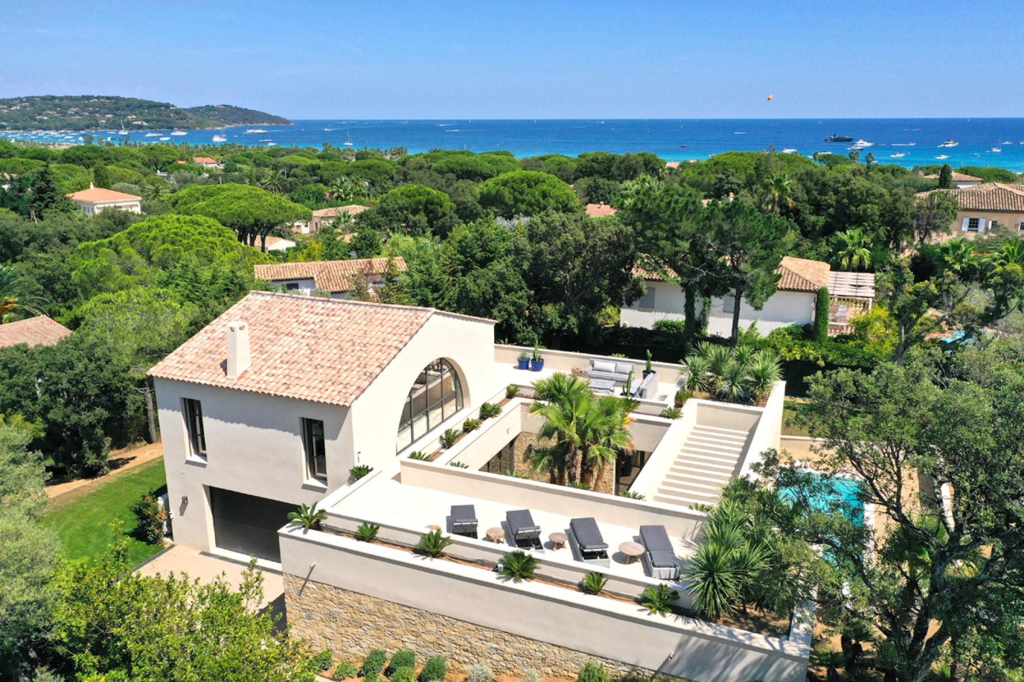 Villa Beach Time — 1