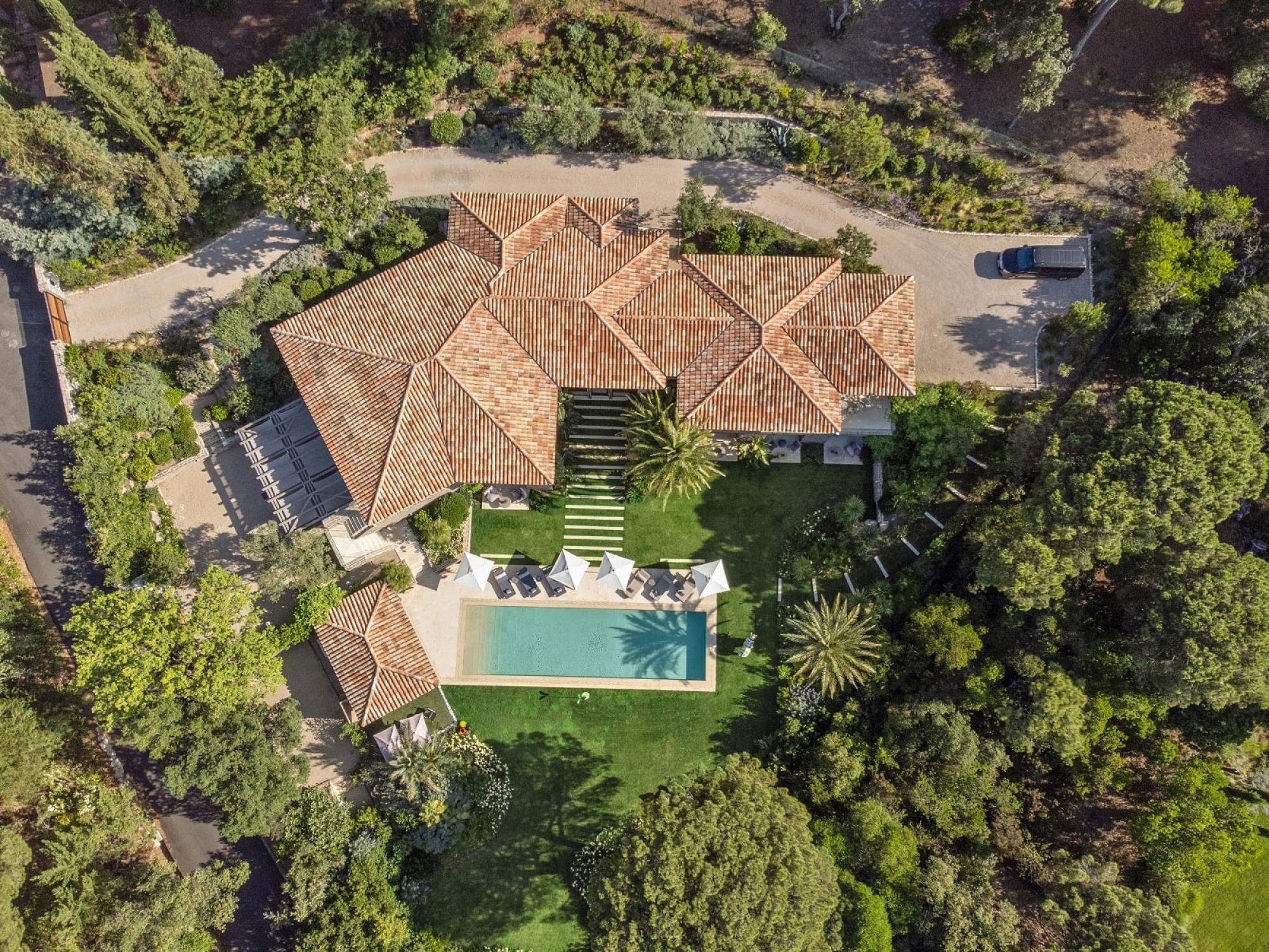 Villa Bisou — 1